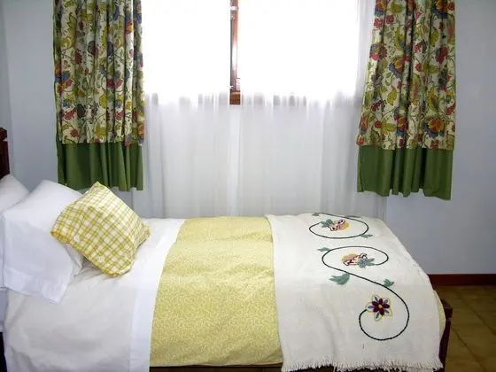 Tek Büyük Yataklı Oda, 2 Tek Kişilik Yatak, Sigara İçilmez