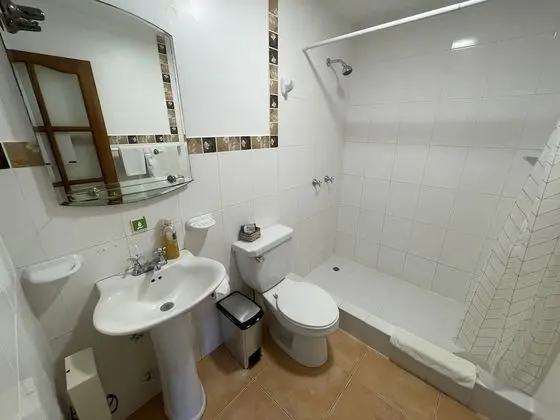 Standard Üç Kişilik Oda, 2 Çift Kişilik Yatak, Havuz Kenarı