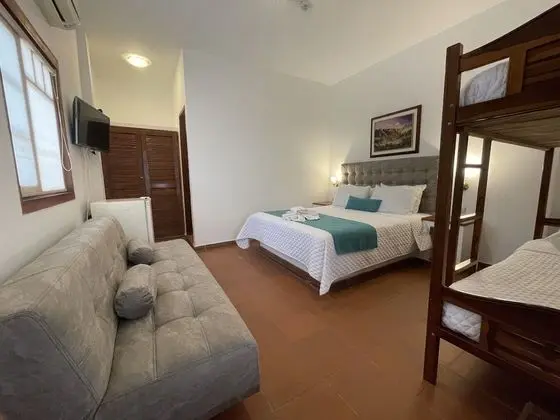 Standard Üç Kişilik Oda, Birden Çok Yatak, Buzdolabı ve Mikrodalga, Resort Manzaralı