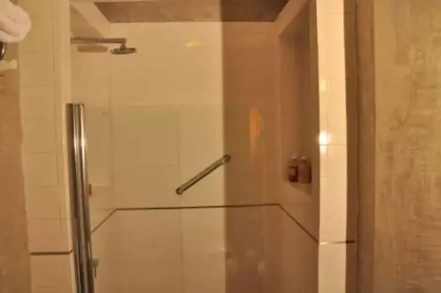Design Tek Büyük veya İki Ayrı Yataklı Oda