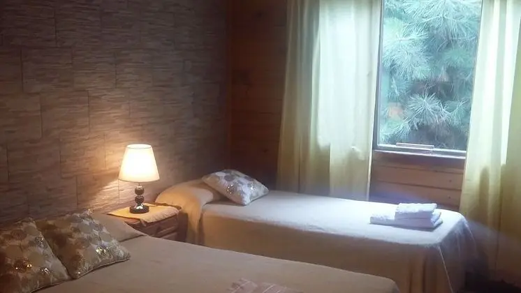 Üç Kişilik Oda