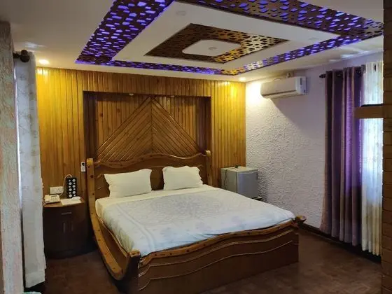 Deluxe Tek Büyük veya İki Ayrı Yataklı Oda