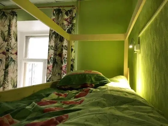 Ortak Ranzalı Oda, Sadece kadınlar için (6 beds)