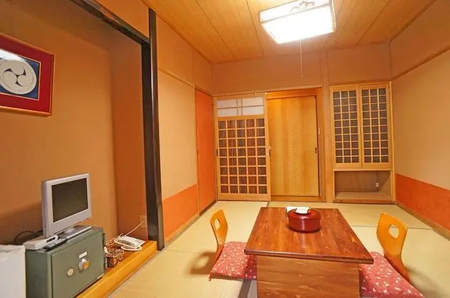 Traditional İki Ayrı Yataklı Oda (Japanese Style)