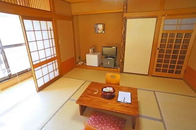 Traditional İki Ayrı Yataklı Oda, Nehir Manzaralı, Köşe (Japanese Style)