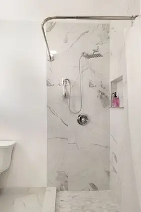 Ev, Birden Çok Yatak, Havuz Kullanımı, Dağ Manzaralı