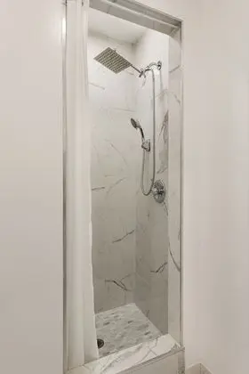 Ev, Birden Çok Yatak, Havuz Kullanımı, Dağ Manzaralı