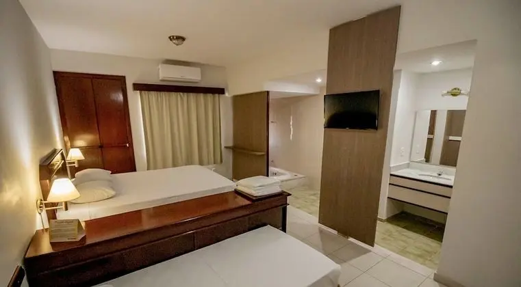 Apart Daire, Havuz Manzaralı