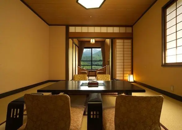 Traditional Oda (Japanese-Style)