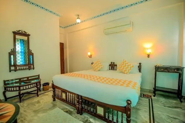 Deluxe Non Lake View Room