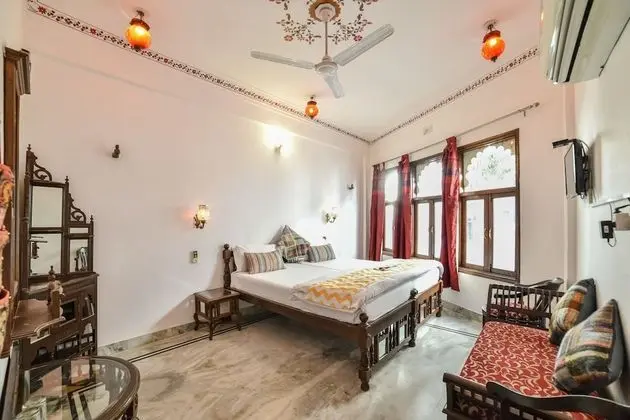 Deluxe Non Lake View Room