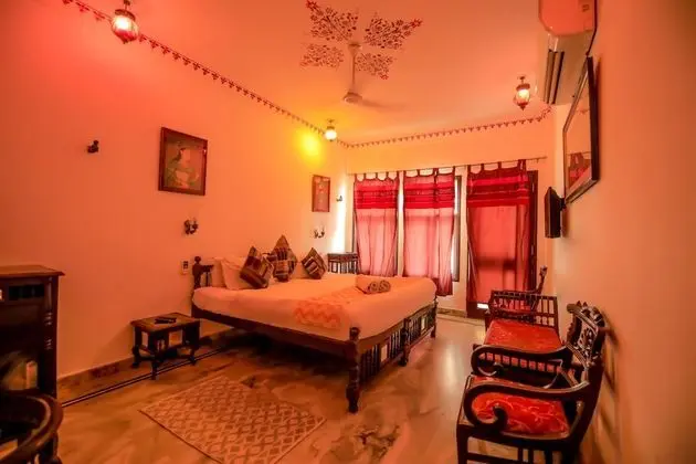 Deluxe Non Lake View Room