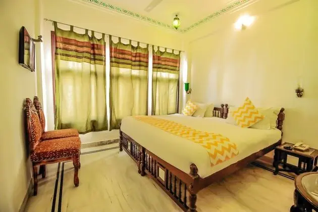 Deluxe Non Lake View Room