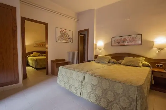 Dört Kişilik Oda (4 Adults)