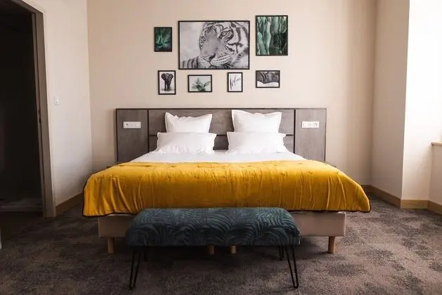 Classic Tek Büyük Yataklı Oda