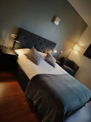 Panoramic Tek Büyük Yataklı Oda