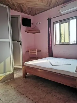 Economy Tek Büyük Yataklı Oda