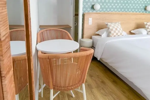 Standard Tek Büyük veya İki Ayrı Yataklı Oda