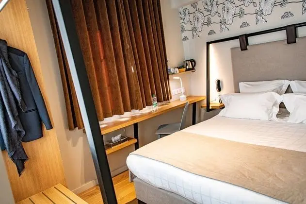 Comfort Tek Büyük Yataklı Oda