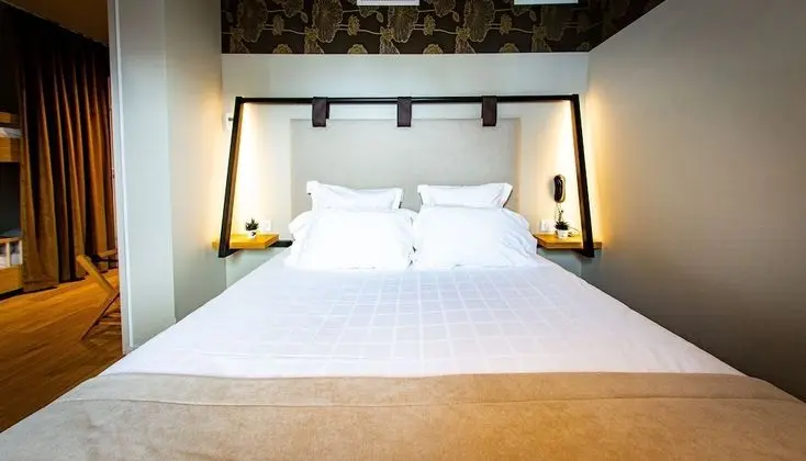 Comfort Tek Büyük Yataklı Oda