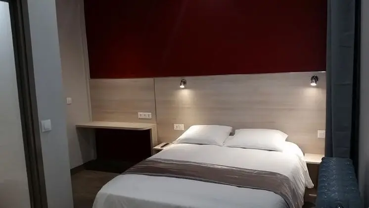 Standard Tek Büyük Yataklı Oda