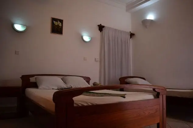 Üç Kişilik Oda