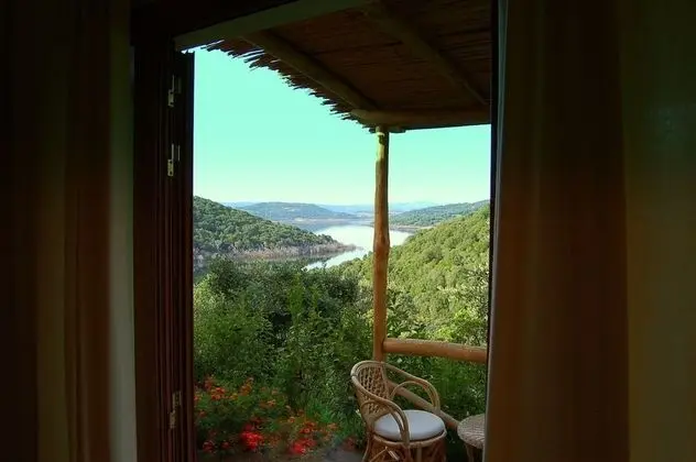 Standard Tek Büyük Yataklı Oda, Bahçeli