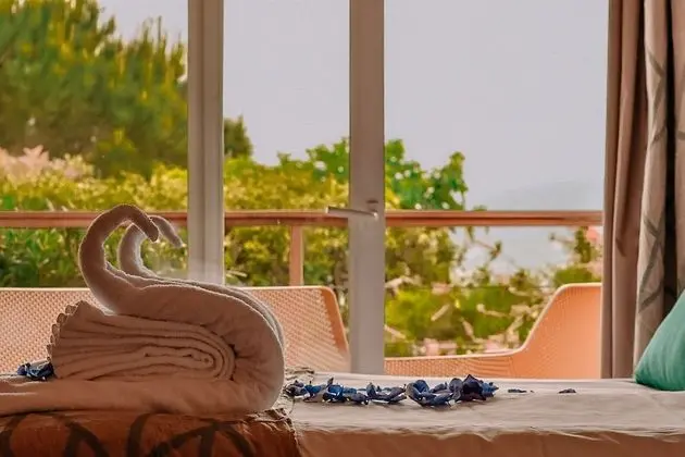 Oda, Teras, Deniz Manzaralı