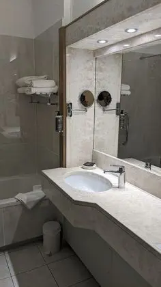Superior Tek Büyük veya İki Ayrı Yataklı Oda