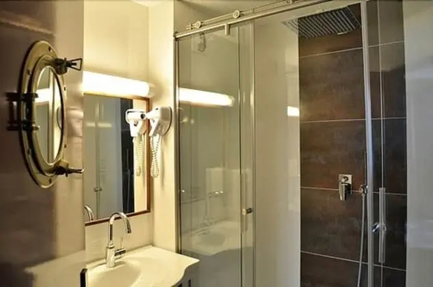 İki Ayrı Yataklı Oda