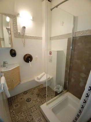 Tek Büyük Yataklı Oda, Özel Banyo