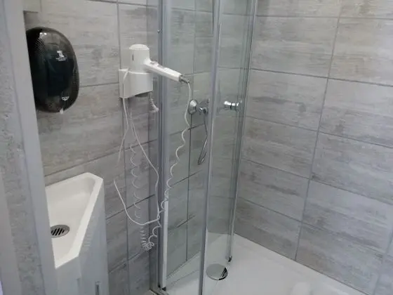 Tek Büyük Yataklı Oda, Özel Banyo