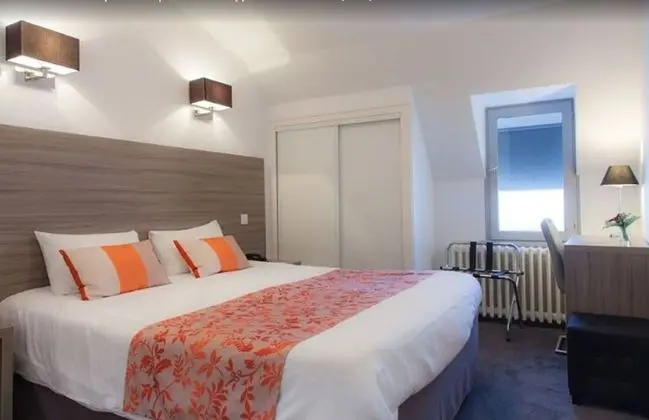 Comfort Tek Büyük Yataklı Oda