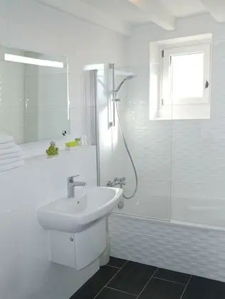 Standard Tek Büyük Yataklı Oda, 1 Çift Kişilik Yatak, Nehir Manzaralı