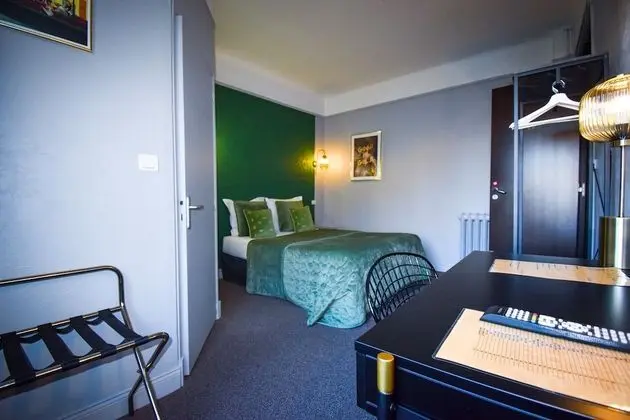 Comfort Tek Büyük Yataklı Oda