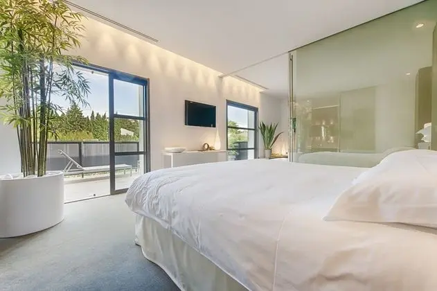 Design Tek Büyük Yataklı Oda