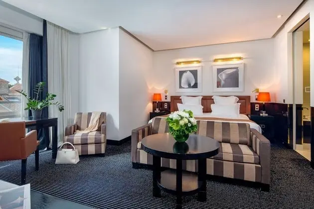 Junior Süit, Şehir Manzaralı