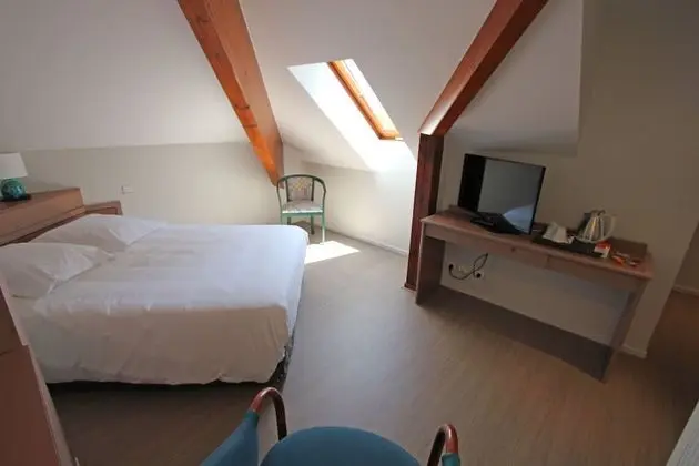 Tek Büyük Yataklı Oda