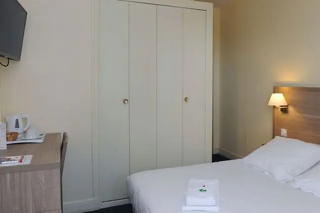Classic Tek Büyük Yataklı Oda
