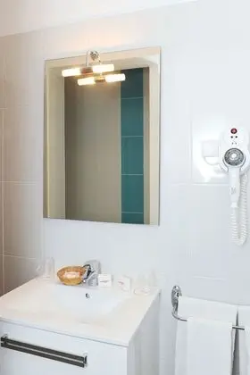 Classic Tek Büyük Yataklı Oda