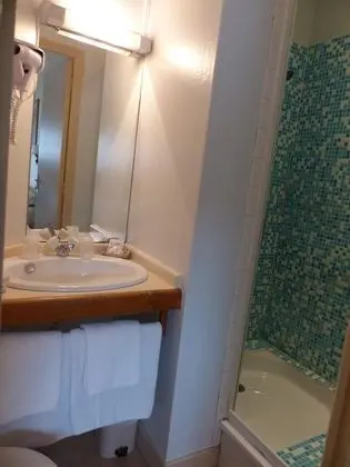 Standard Tek Büyük Yataklı Oda, Banyolu/Duşlu