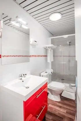 Standard Tek Büyük Yataklı Oda, Avlu Manzaralı