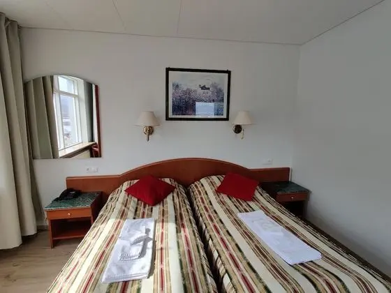 İki Ayrı Yataklı Oda, Özel Banyo