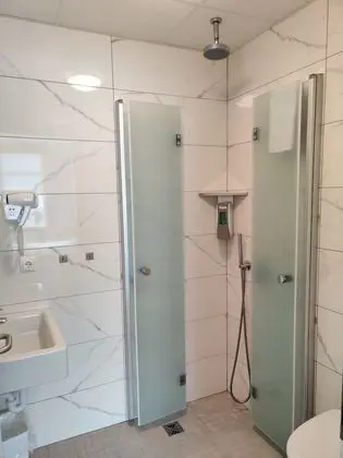İki Ayrı Yataklı Oda, Özel Banyo