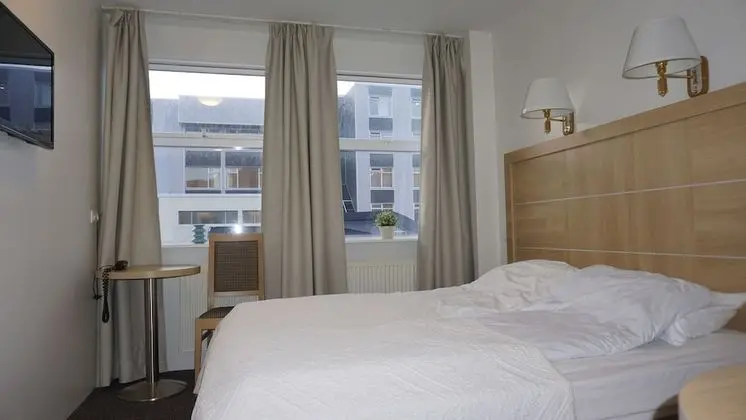 Tek Büyük Yataklı Oda, 1 Büyük (Queen) Boy Yatak, Özel Banyo