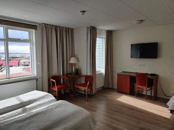 Üç Kişilik Oda, Özel Banyo