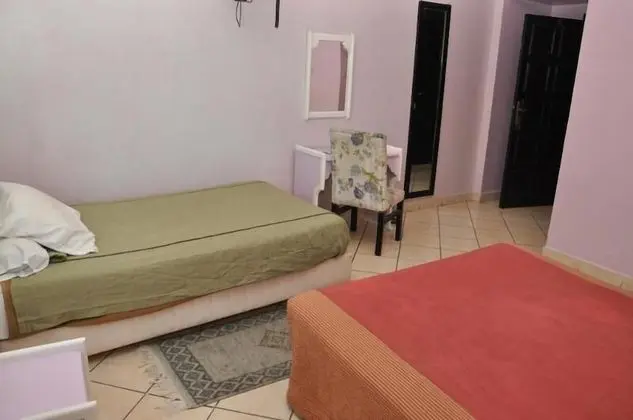 Tek Büyük veya İki Ayrı Yataklı Oda