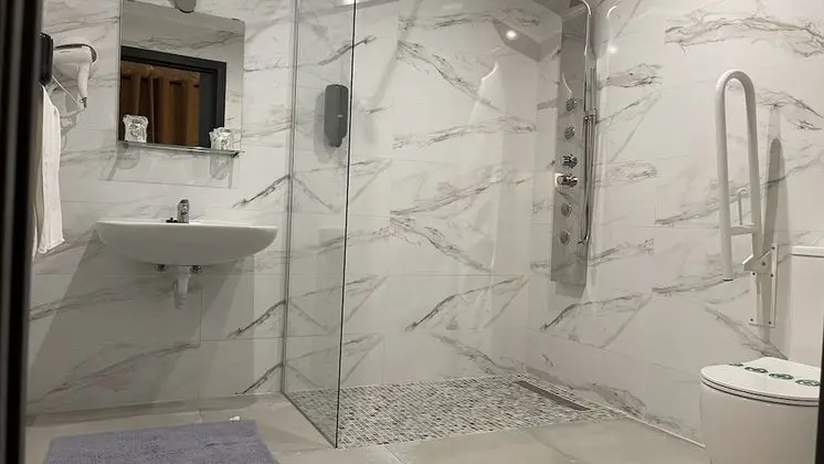 Comfort Dört Kişilik Oda