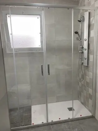 Deluxe Üç Kişilik Oda, Birden Çok Yatak