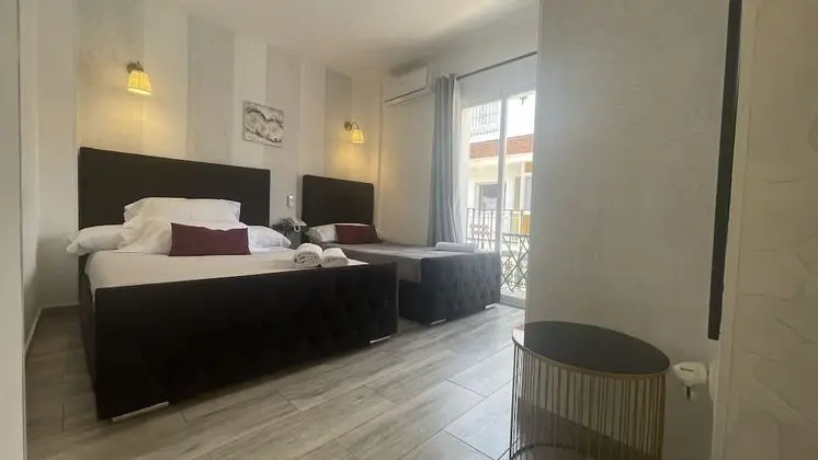 Deluxe Üç Kişilik Oda, Birden Çok Yatak